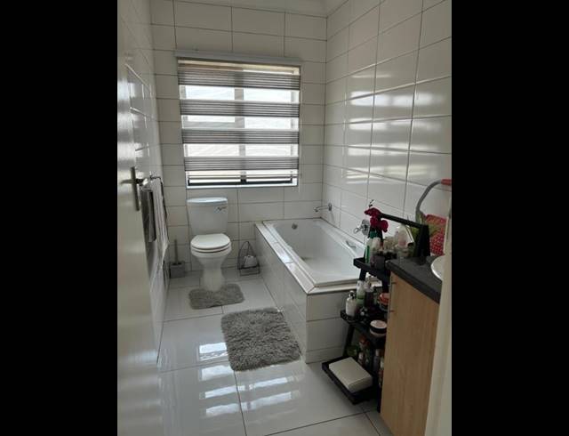 2 BEDROOM TOWNHOUSE FOR SALE IN MEYERSDAL